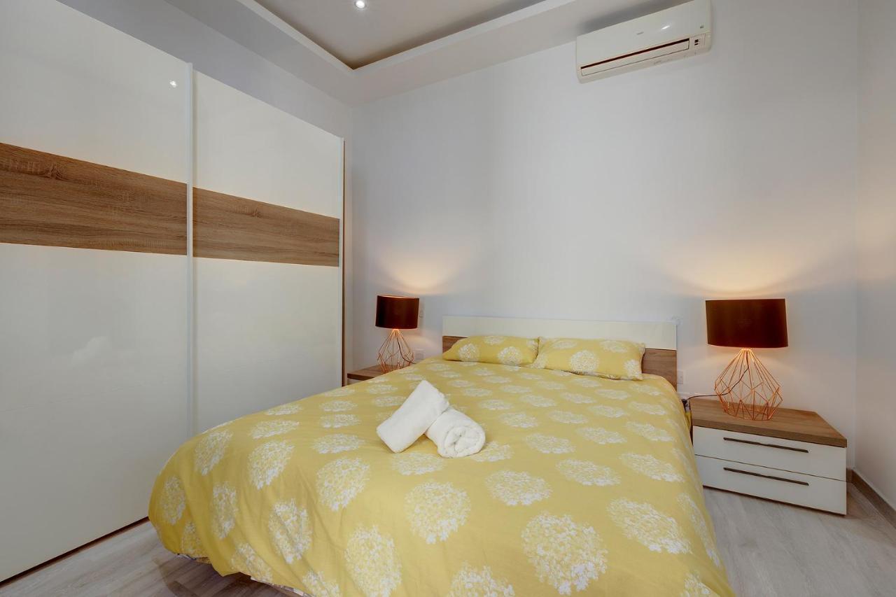 Modern Apartment In The Best Area Of Sliema Eksteriør bilde