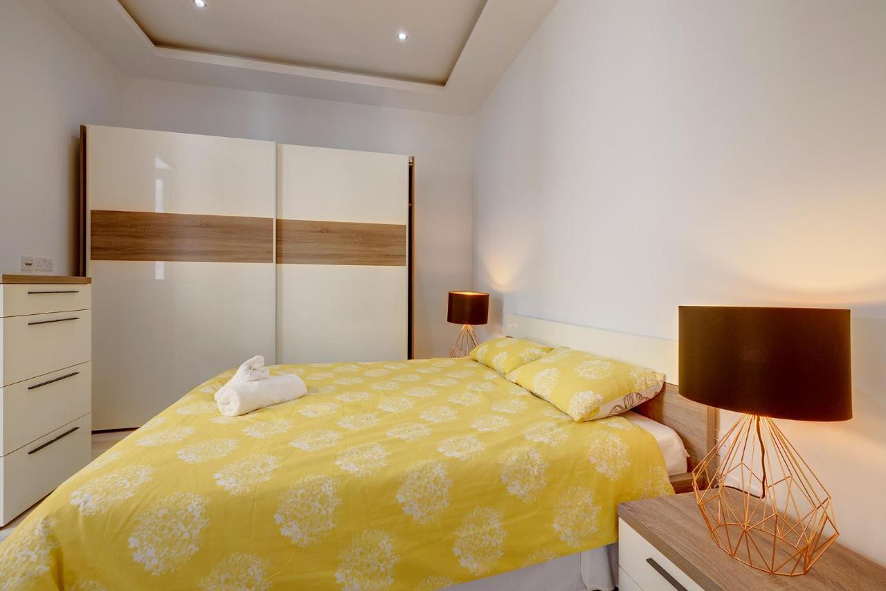 Modern Apartment In The Best Area Of Sliema Eksteriør bilde